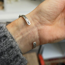 Load image into Gallery viewer, VINTAGE mid century Zuni Sterling Silver Snake Eye cuff / bracelet