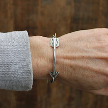 Load image into Gallery viewer, Sterling silver Arrow Bracelet
