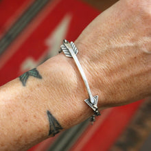 Load image into Gallery viewer, Sterling silver Arrow Bracelet