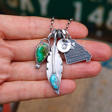 Load image into Gallery viewer, VINTAGE 70s Missouri State pendant Reworked Necklace