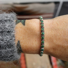 Load image into Gallery viewer, VINTAGE mid century Zuni Sterling Silver Snake Eye cuff / bracelet